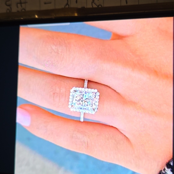 Ring #128249 - Picture 2 of 5